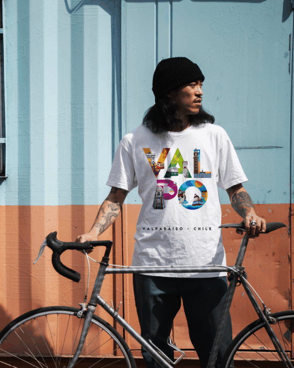Polera Valpo Tipográfico Canguro Blanca Hombre